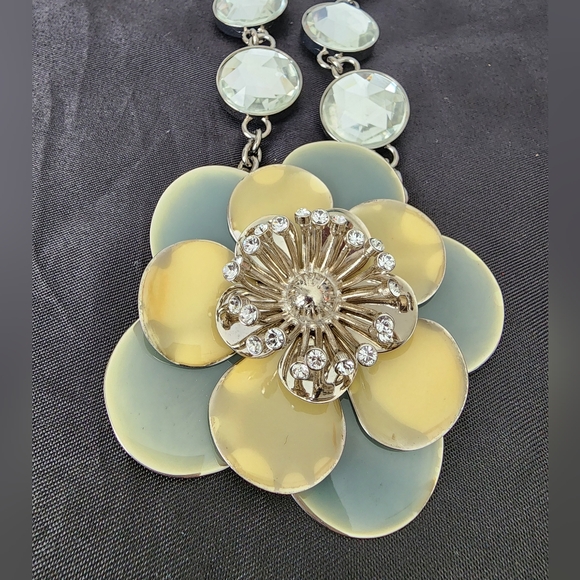 Auth Miu Miu Crystal Flower Yellow and Pale Blue Necklace - Picture 5 of 11